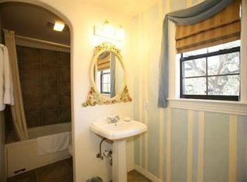 Creekhaven Inn & Spa Wimberley Bagian luar foto