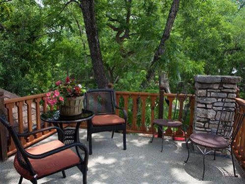 Creekhaven Inn & Spa Wimberley Bagian luar foto