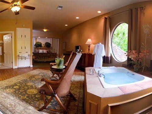 Creekhaven Inn & Spa Wimberley Bagian luar foto