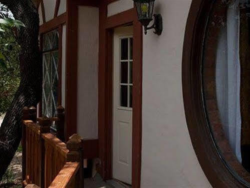 Creekhaven Inn & Spa Wimberley Bagian luar foto